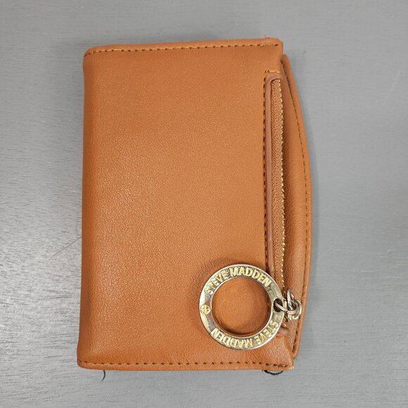 Steve Madden Tan Faux Leather Wallet With Card Slots & Key Ring - Picture 4 of 7
